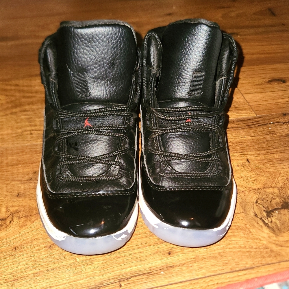 Air Jordan 11 Tetro size 3y